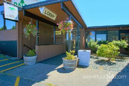 Dalewood Inn Port McNeill Extérieur photo