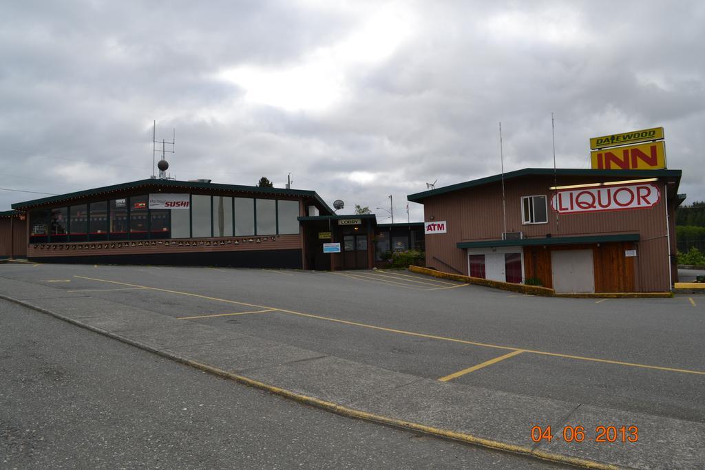 Dalewood Inn Port McNeill Extérieur photo